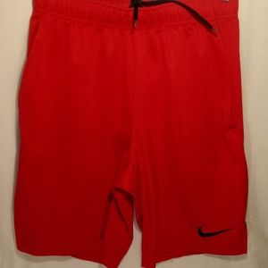 NIKE DRI-FIT SHORTS RED BOYS SIZE SMALL
